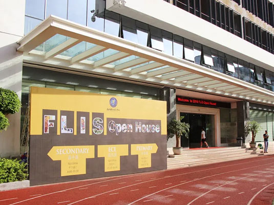 ������������ѧУ